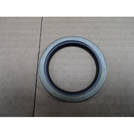 Oil seal, front axle steering knuckle, remake