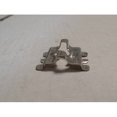 Dash panel fastener clip