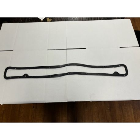 Gasket, windshield cover